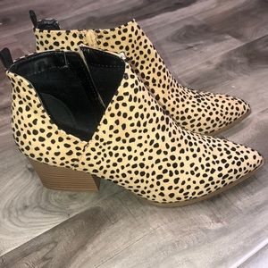 Brand New Qupid boots (size 8)